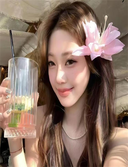 哎呀皇后娘娘来打工全集免费观看_轮流抵债在线观看_电影八百在线高清免费观看